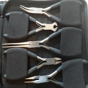 Crafting tools/set of 5/wire crafting/pliers/crimping/cutting/black zipper case